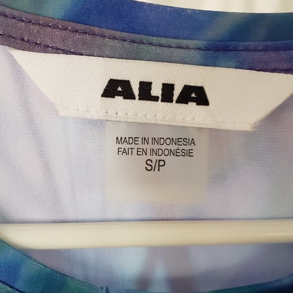 Alia Blue Tie Dye 3/4 Sleeve Scoop Neck Top - Size S/P - Picture 4 of 4